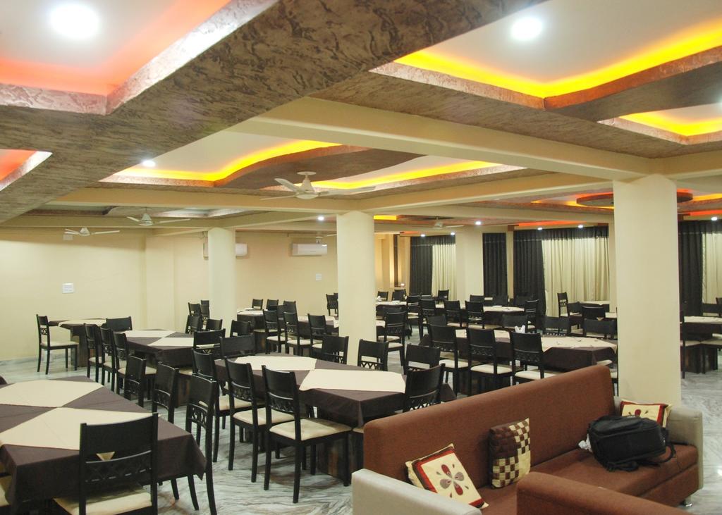 Kingdom Palace Hotel Udaipur Restaurant