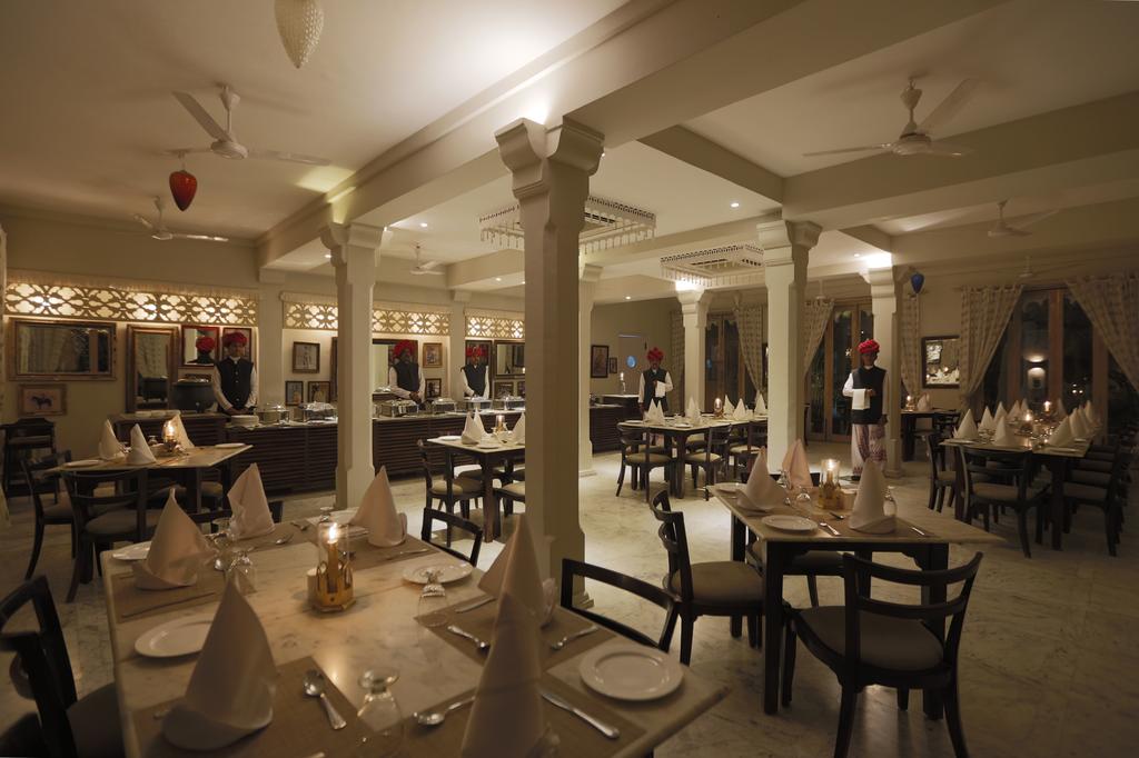 Rawla Narlai Hotel Udaipur Restaurant