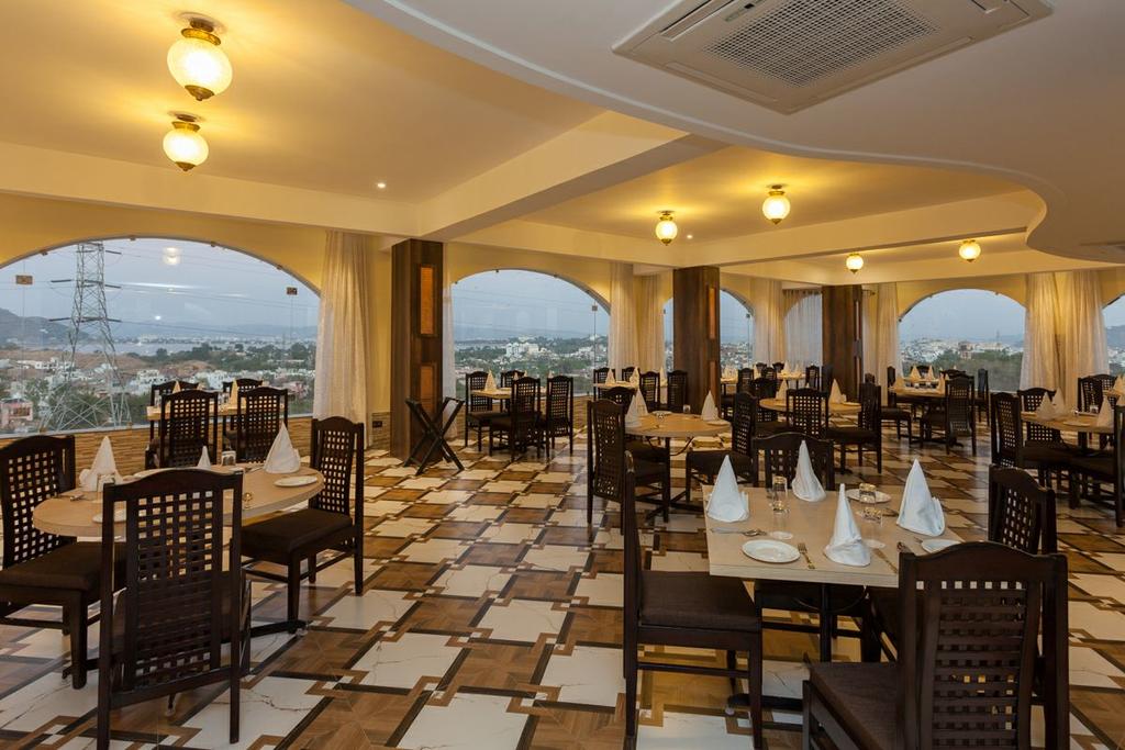 Mewargarh Red Lion Hotel Udaipur Restaurant