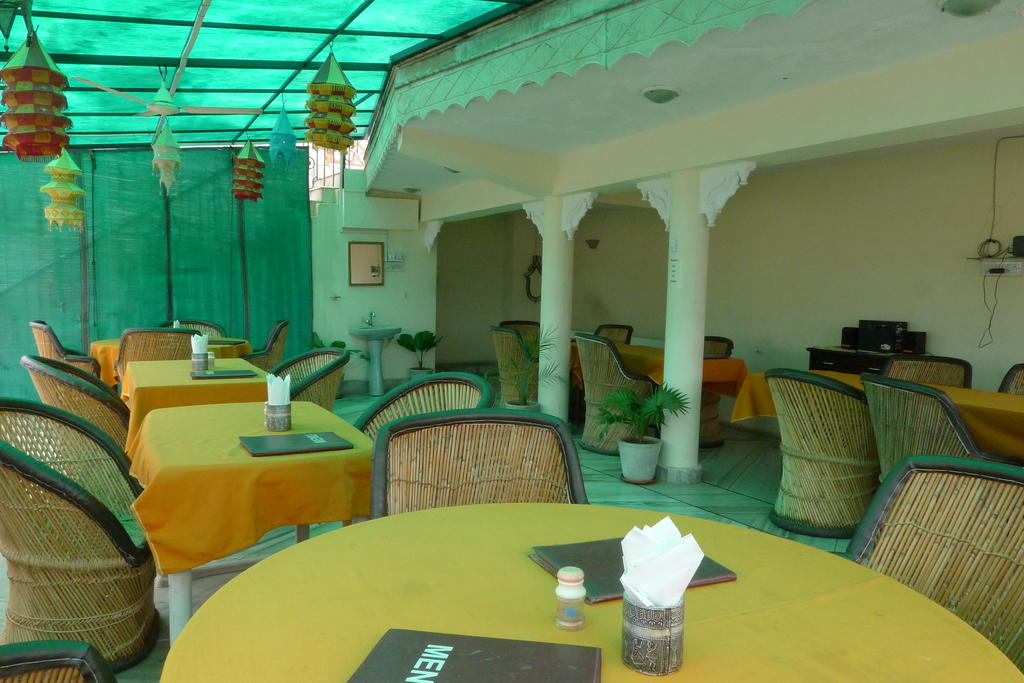 Kiran Palace Hotel Udaipur Restaurant