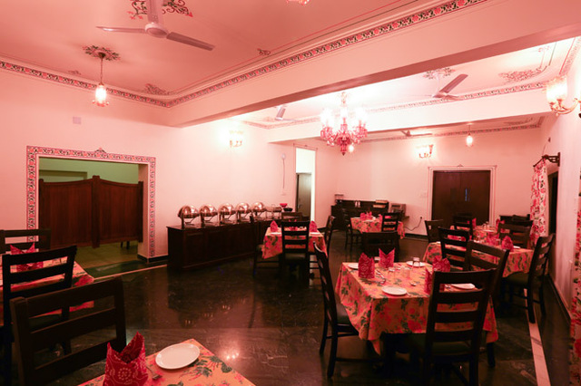 The Lavitra Resort Udaipur Restaurant