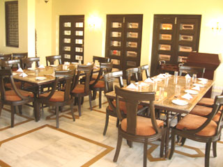Hilltop Palace Hotel Udaipur Restaurant